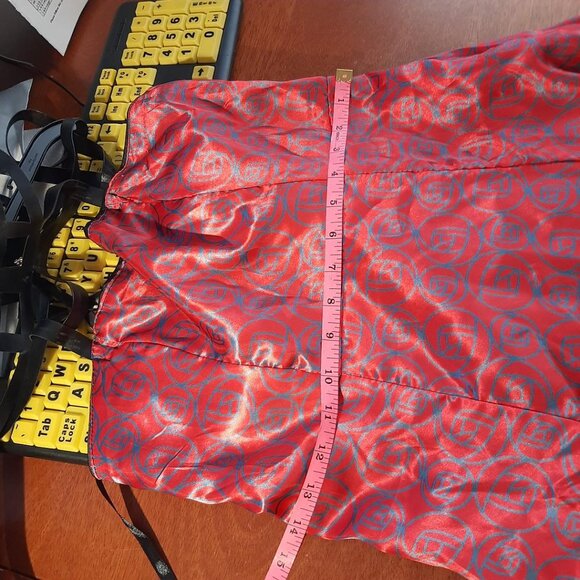 NEW ! Yor Forger From Spy X Family Costume Reversible Black Red Satin Size M - Picture 11 of 11